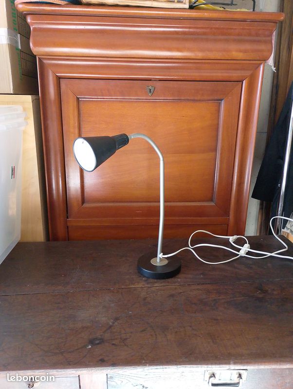 Lampe de bureau (image 4)