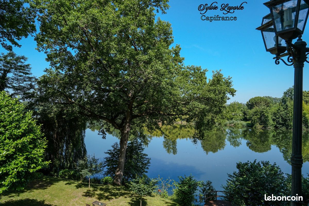 Maison 14 pièces 536 m² · à Sainte-Livrade-sur-Lot · 536 m² · 795 000 €