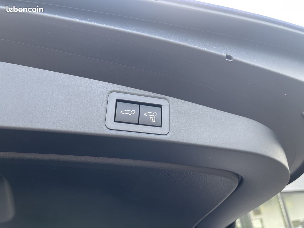 Toyota COROLLA TOURING SPT 2.0 178CH DESIGN MY26 (image 12)