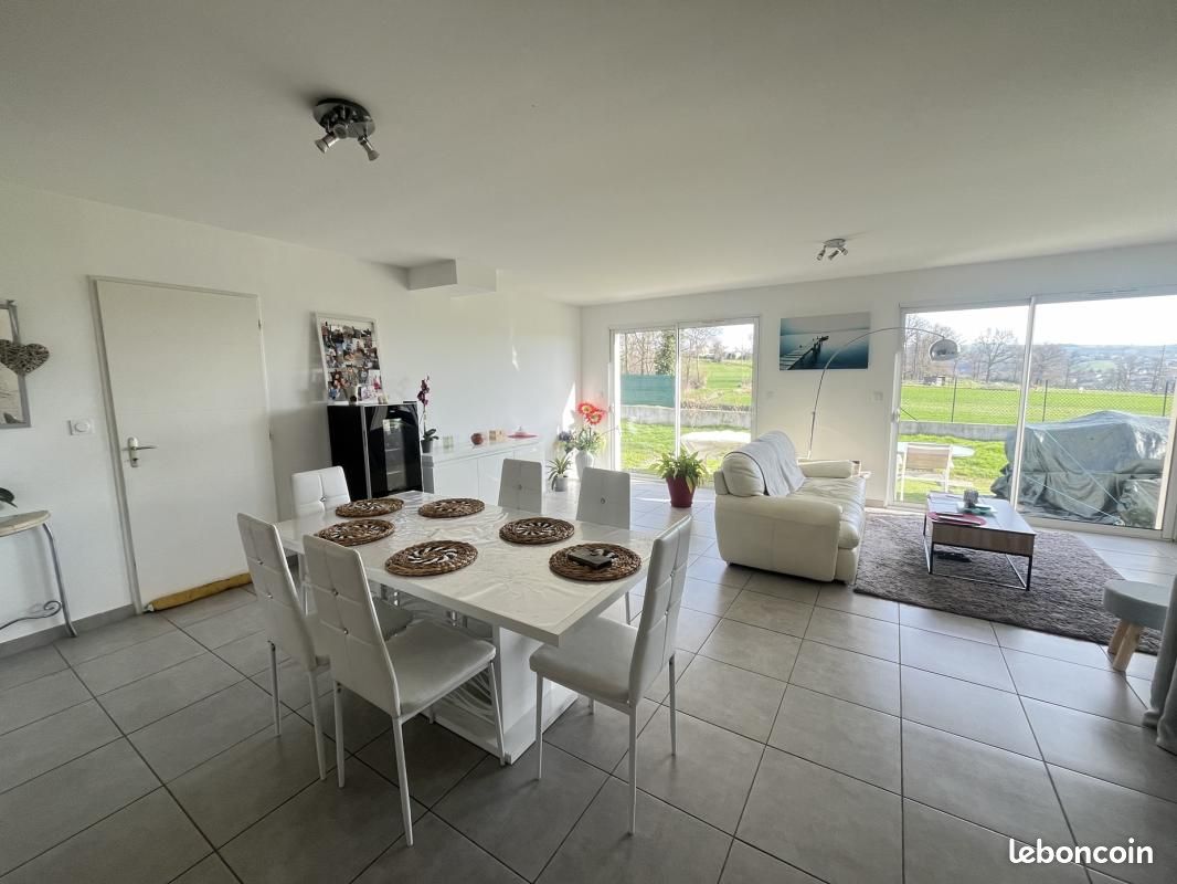 Maison 5 pièces 106 m² · à Aveizieux · 106 m² · 1 200 €/mois