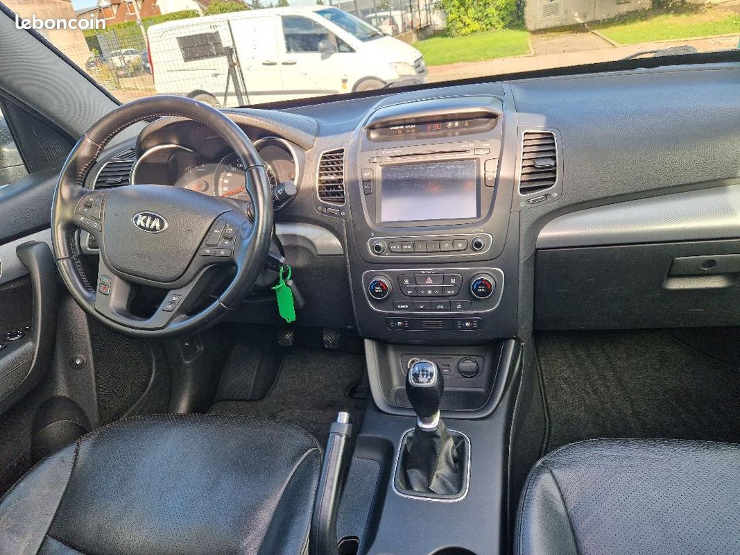 Kia Sorento 2.2crdi AWD 197cv Premium 7pl (image 5)