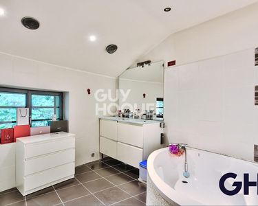 Maison 1 350 000 € - 270 m²