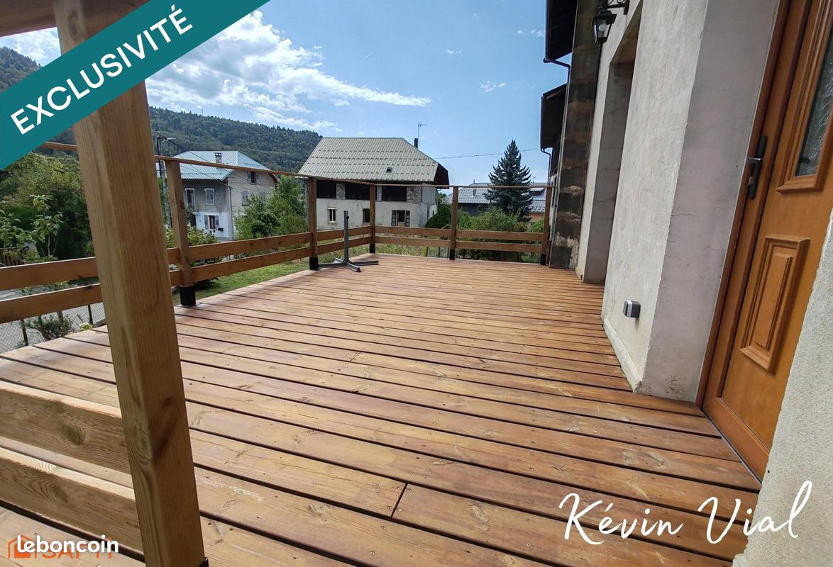 Maison 5 pièces 128 m² · à Bonvillard · 128 m² · 372 000 €