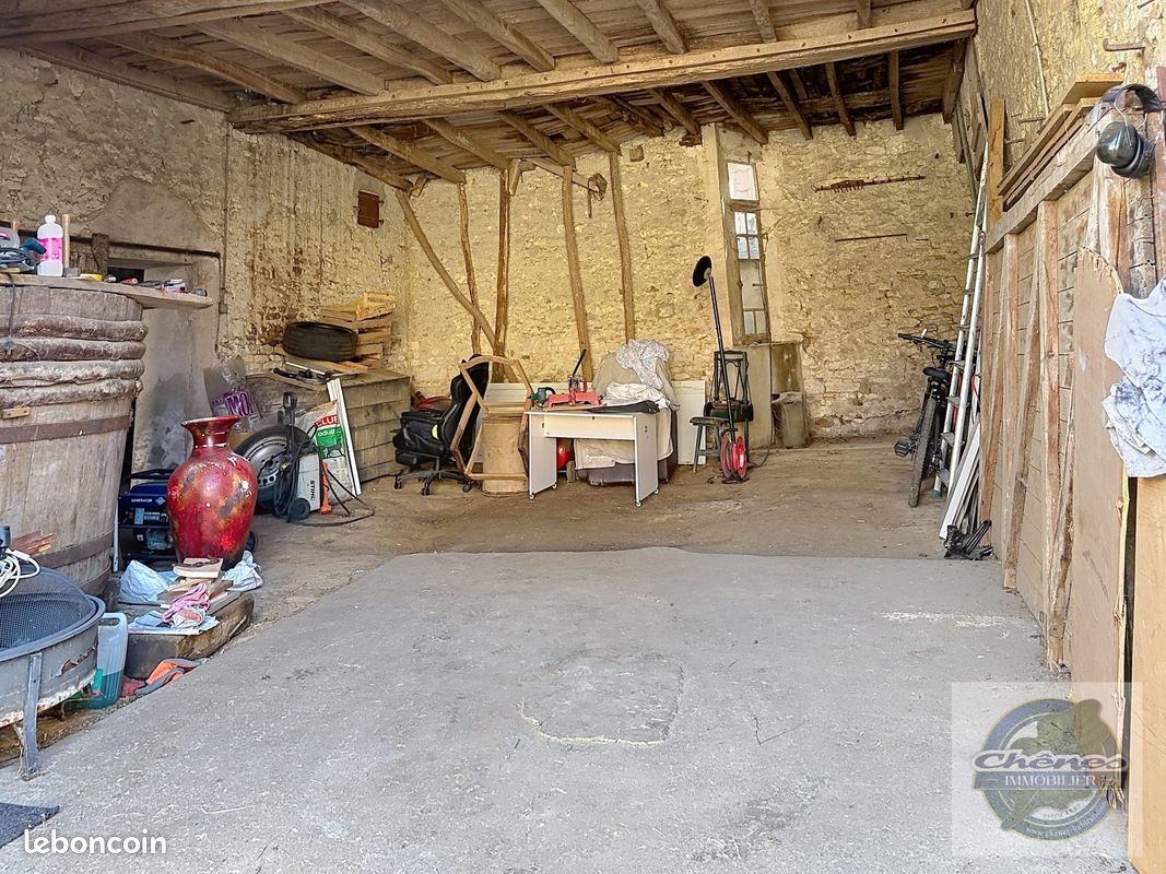 Grange 3 pièces 290 m² (image 4)