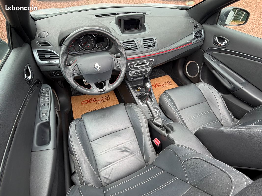 Renault Megane III CC Cabrio. 1.6 dCi 130 cv "GT Line""Toit Pano.""1ière Main" (image 4)