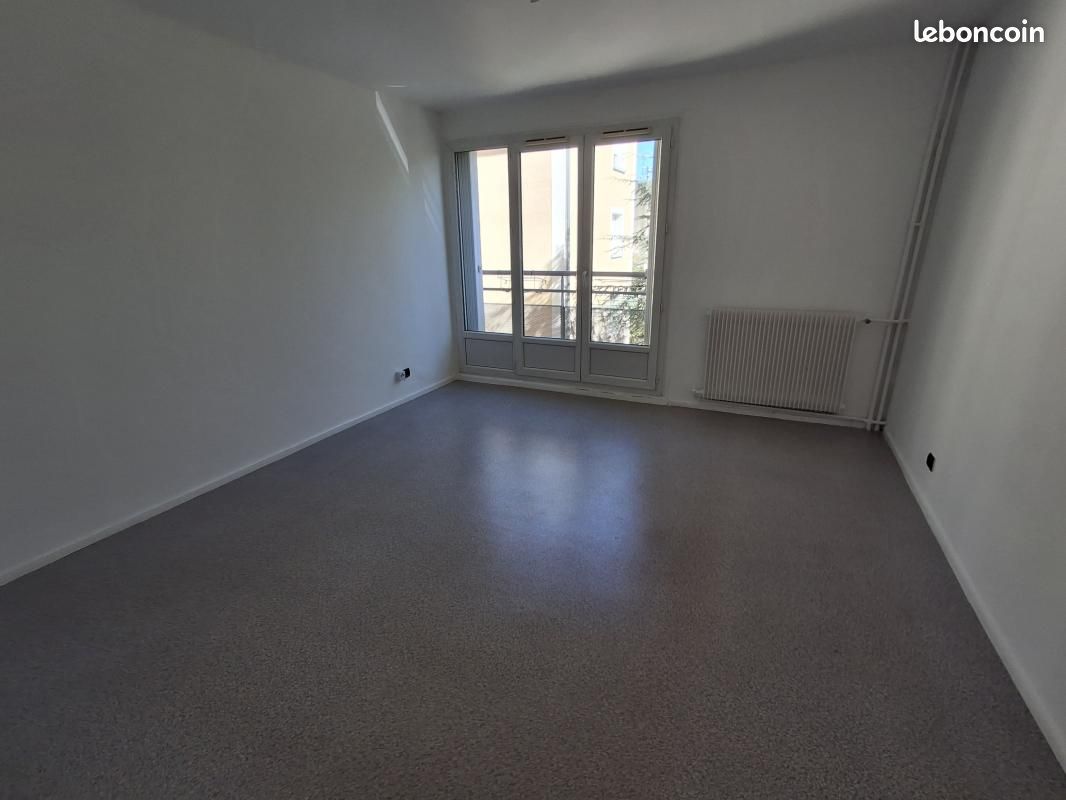 Appartement 3 pièces 60 m² · à Saint-Marcellin · 60 m² · 663 €/mois