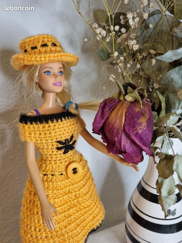 Vêtements pour Barbie (image 4)