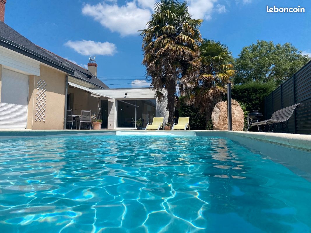 Maison 6 pièces 175 m² · à Saint-Clément-des-Levées · 175 m² · 375 000 €