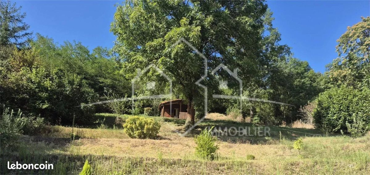 Terrain 2671 m² · à Saint-Barthélemy · 2 671 m² · 75 000 €
