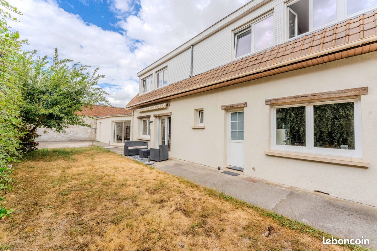 Maison 4 pièces 125 m² · à Annoeullin · 125 m² · 249 500 €