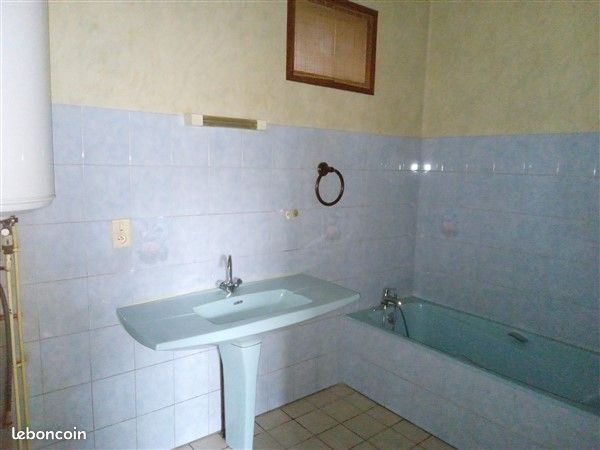 Appartement 3 pièces 70 m² - Argentat-sur-Dordogne 19400 Argentat (image 3)