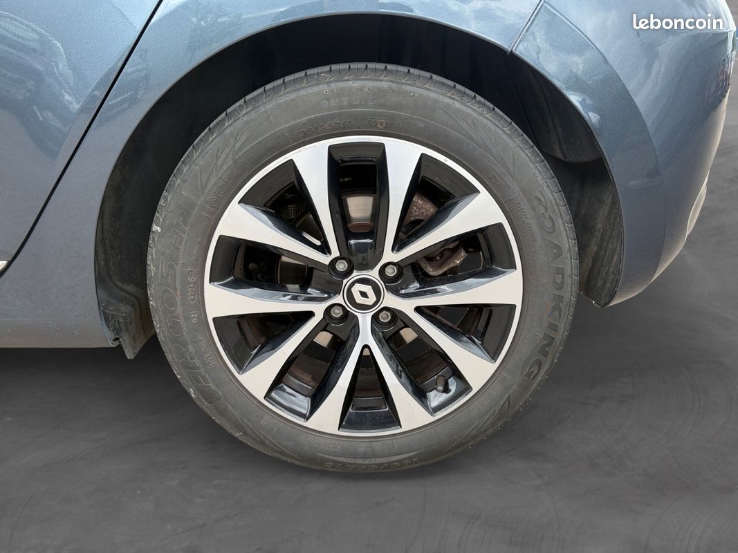 RENAULT CLIO 1.6 E-TECH 140 INTENS Caméra de recul Clim Auto Radar de Recul Garantie 12 mois (image 24)
