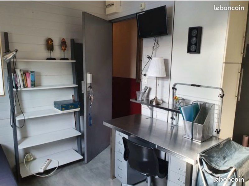 Appartement 1 pièce 13 m² · à Marseille · 12,8 m² · 420 €/mois