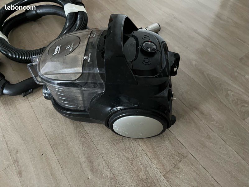 Aspirateur beko Électroménager