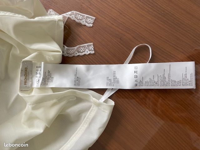 Robe de mariée + jupon + voile (image 9)