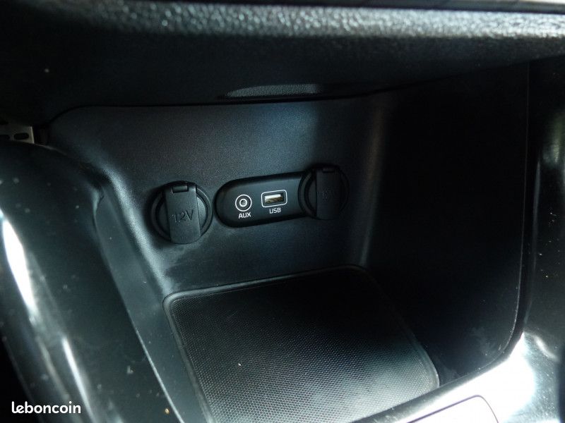 Kia CEE'D 1.6 CRDI 136CH GT LINE DCT (image 28)