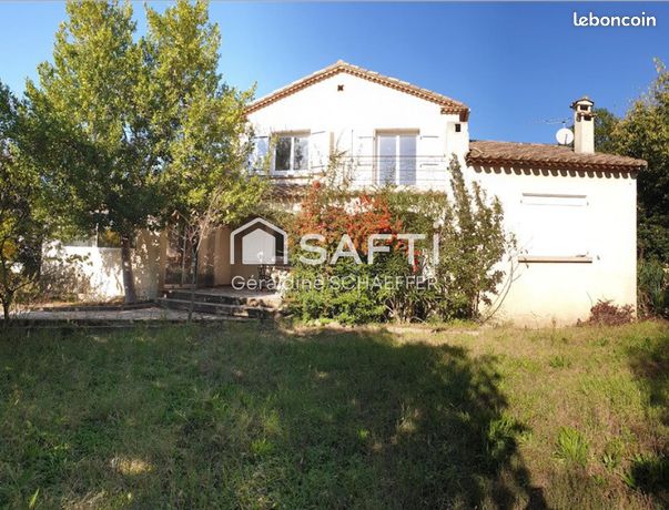 Propriété 7 pièces 170 m²