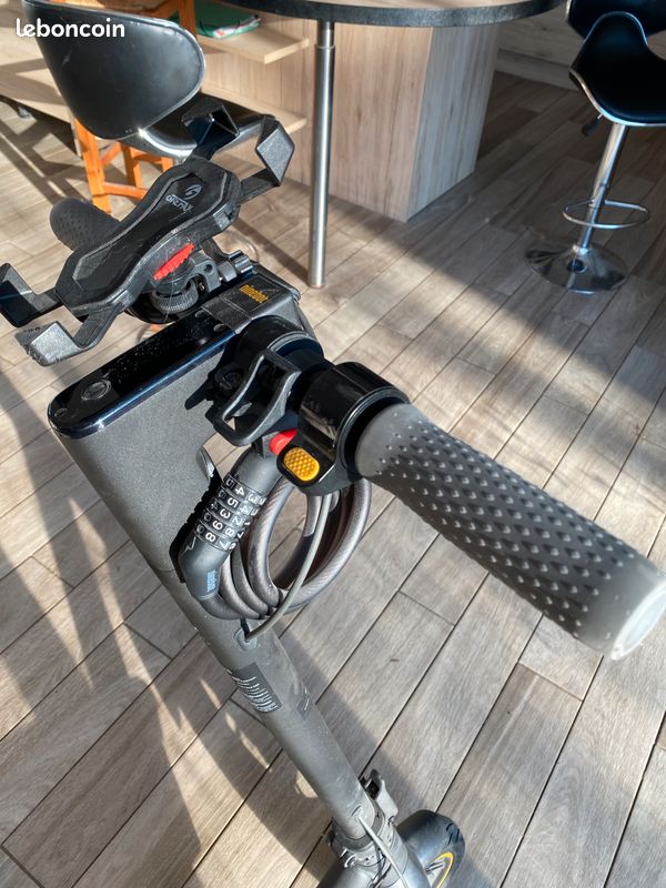 Trottinette électrique MAX G30 Ninebot (image 6)
