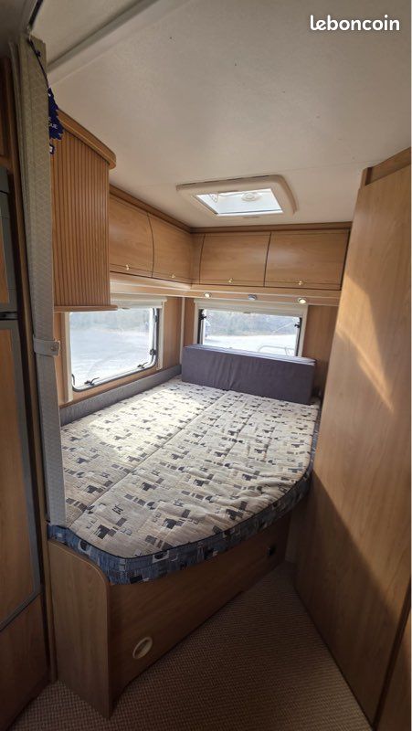 Camping car Burstner 3.0 dci 140cv prêt à partir ☀️ (image 3)