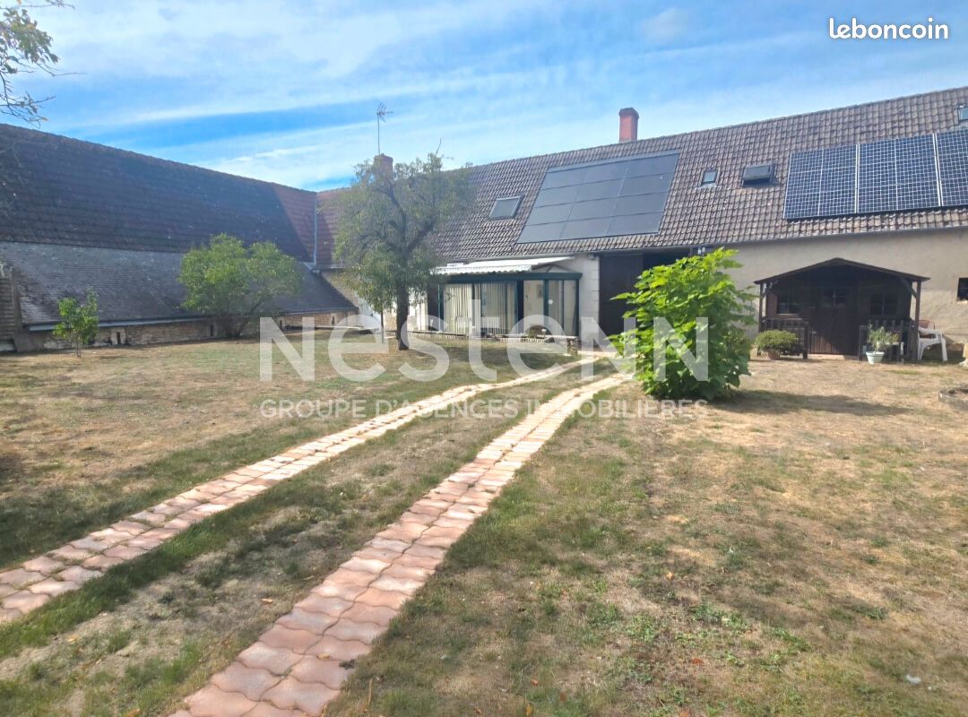 Maison 5 pièces 184 m² · à Saint-Flovier · 184 m² · 172 950 €
