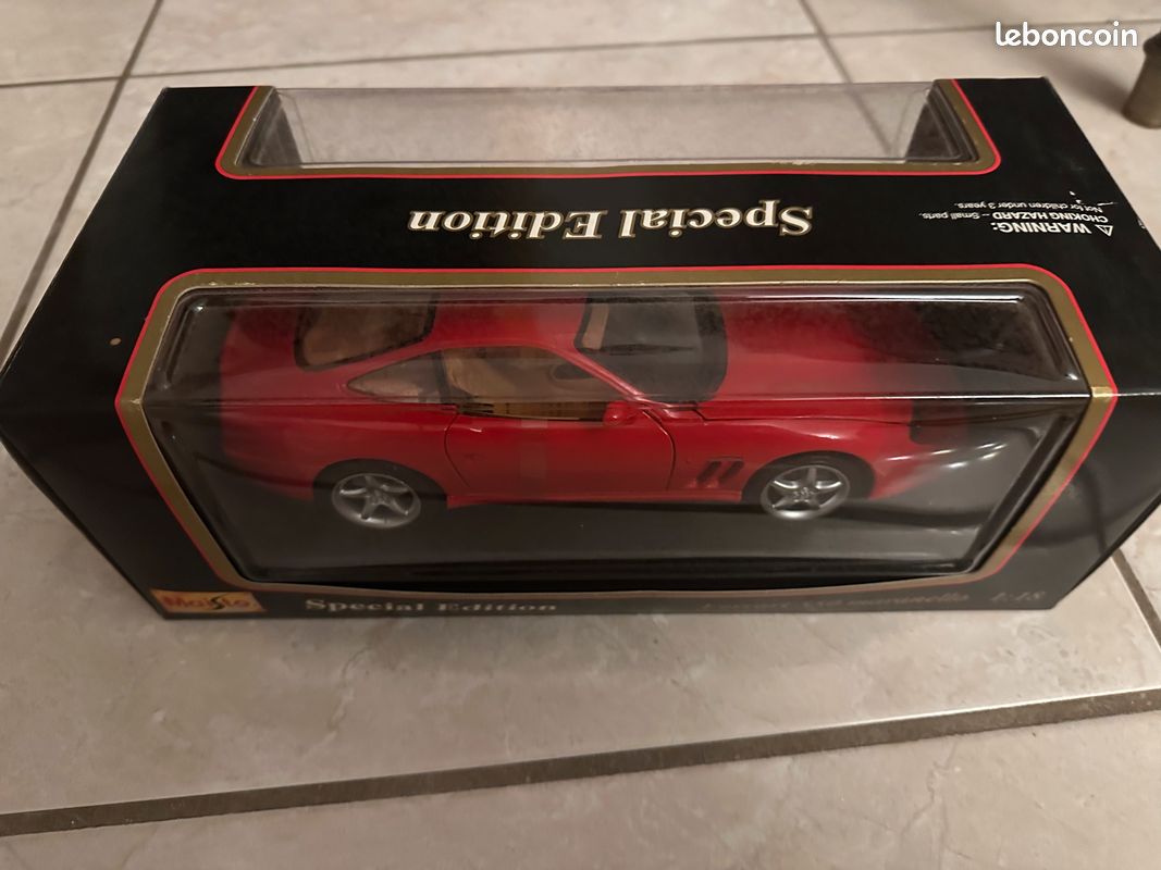 Ferrari 550 Maranello Bleu Nuit – Maisto 1/18 – Miniature Collection Sans Boîte