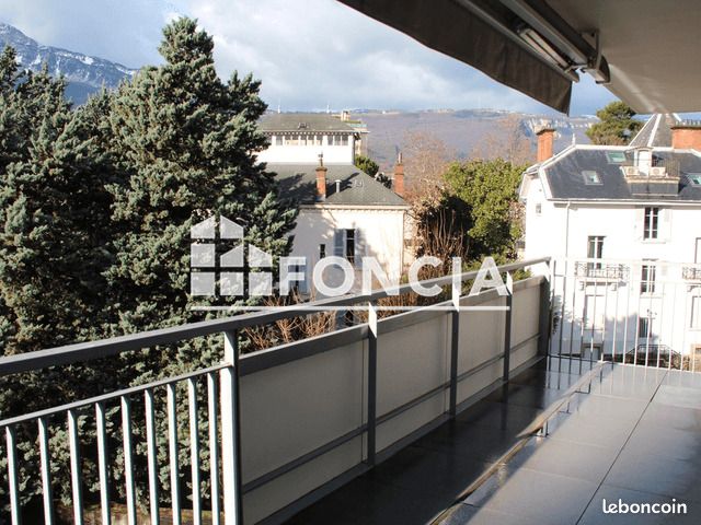 Appartement 2 pièces 47 m² · à Grenoble · 47 m² · 705 €