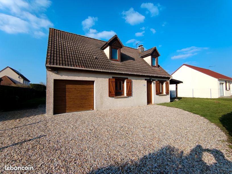 Maison 6 pièces 88 m² · à Chilleurs-aux-Bois · 88 m² · 172 000 €