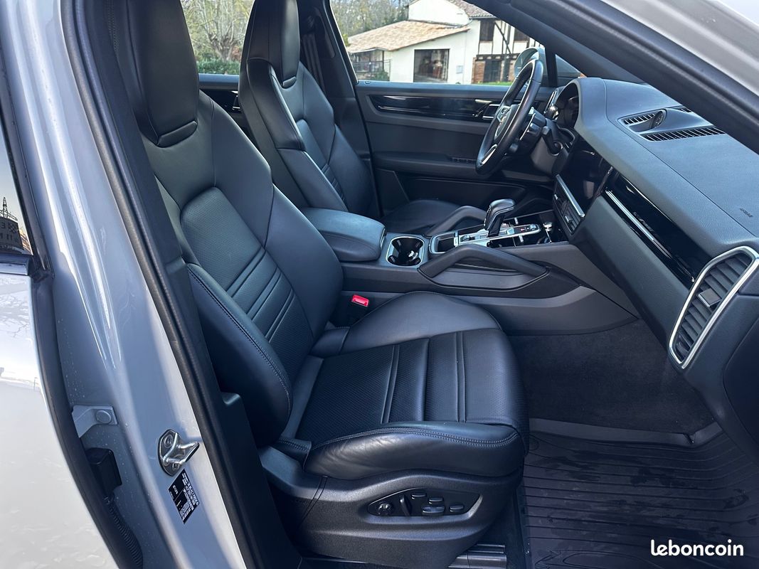 PORSCHE CAYENNE E-HYBRID 3.0 V6 462 ch (image 10)
