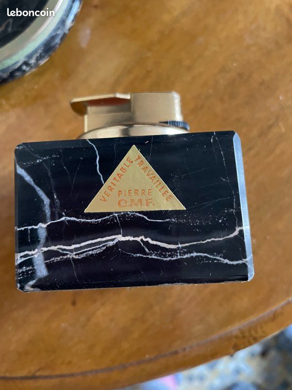 Briquet et cendrier vintage. Pierre CMF (image 2)