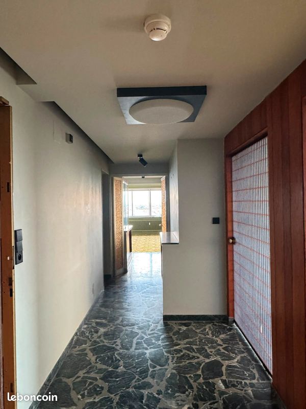 Appartement 5 pièces 195 m² · à Thionville · 195 m² · 240 000 €