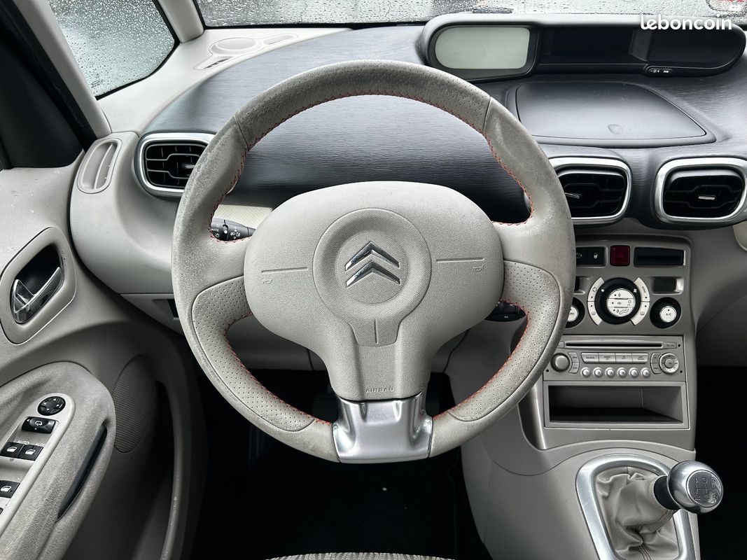 Citroën C3 Picasso 1.6 VTI 120CH Exclusive / MOTEUR NON PURETECH (image 7)