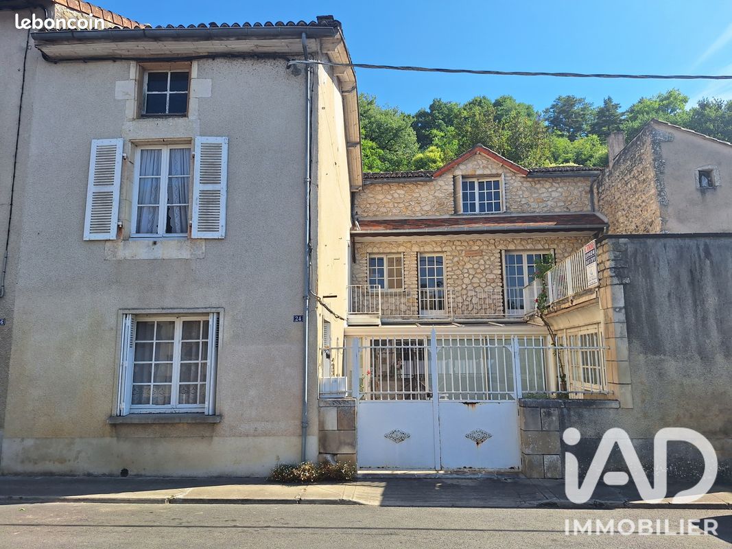 Maison 7 pièces 138 m² · à Chauvigny · 138 m² · 99 000 €