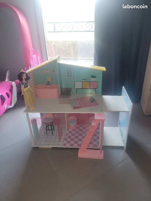 Maison poupée (image 1)
