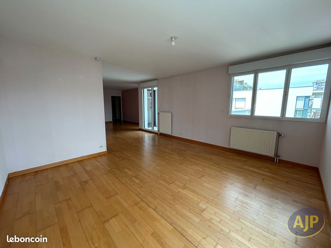Appartement 3 pièces 89 m² · à Rennes · 89 m² · 1 056 €