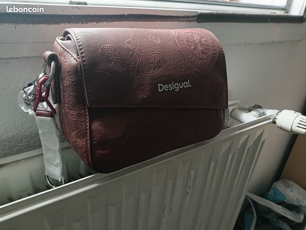 Sac Desigual neuf (image 3)