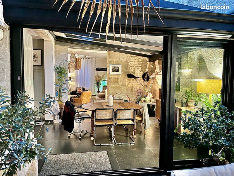 Maison 6 pièces 165 m² · à Niort · 165 m² · 385 000 €