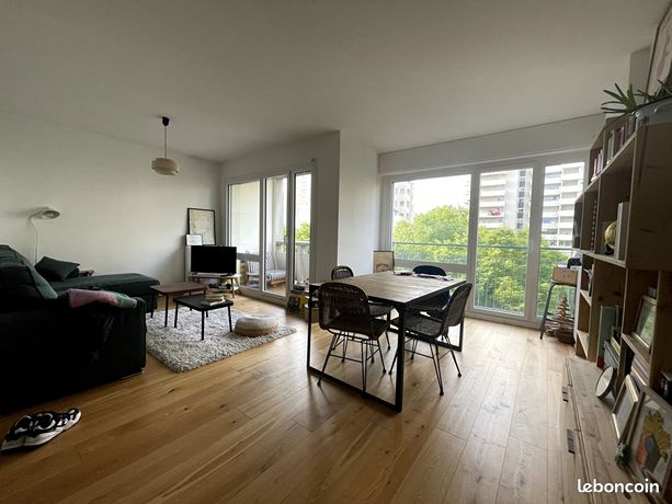 Appartement 2 pièces 63 m² — 1