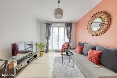 Appartement 2 pièces 42 m² · à Bussy-Saint-Georges · 42 m² · 227 900 €