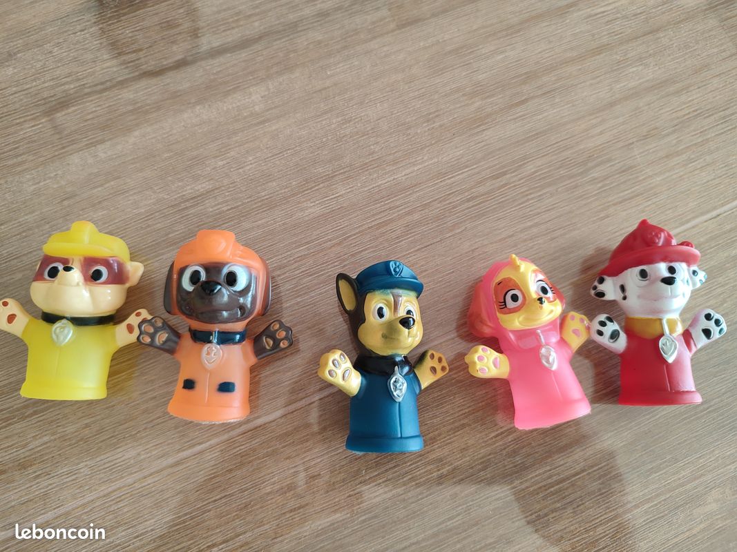 Lot de jouets enfant (image 8)