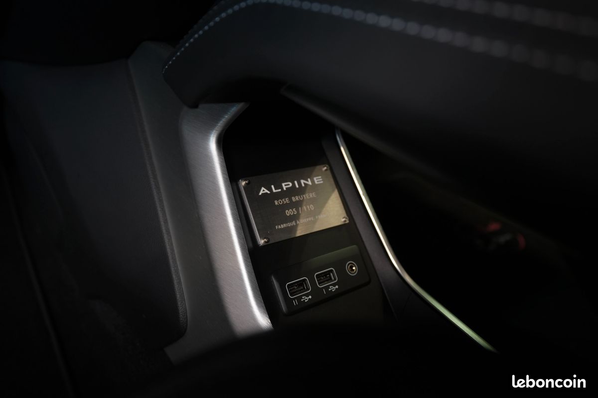 Alpine A110 South Beach / 1.8L 252CH – 2022 / 1ÈRE MAIN FR / GARANTIE / ROSE BRUYÈRE / CUIR DIAMANTÉ / 1/110 (image 8)