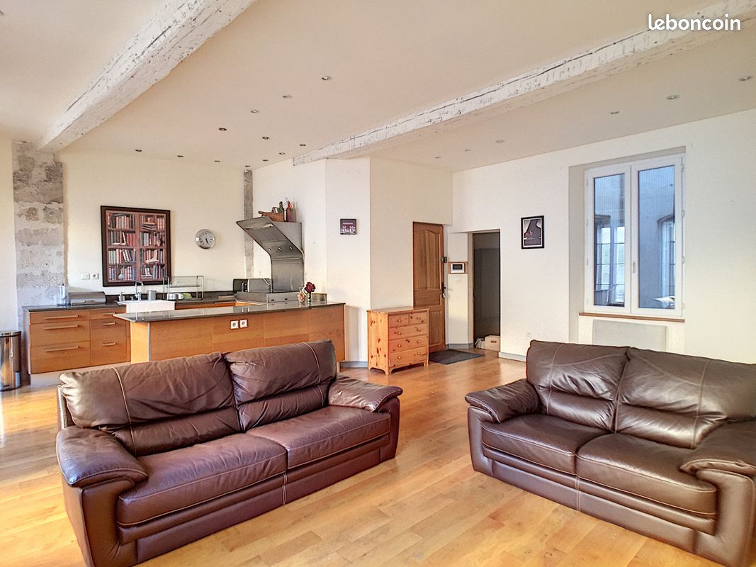 Appartement 2 pièces 69 m² · à Avignon · 69 m² · 825 €