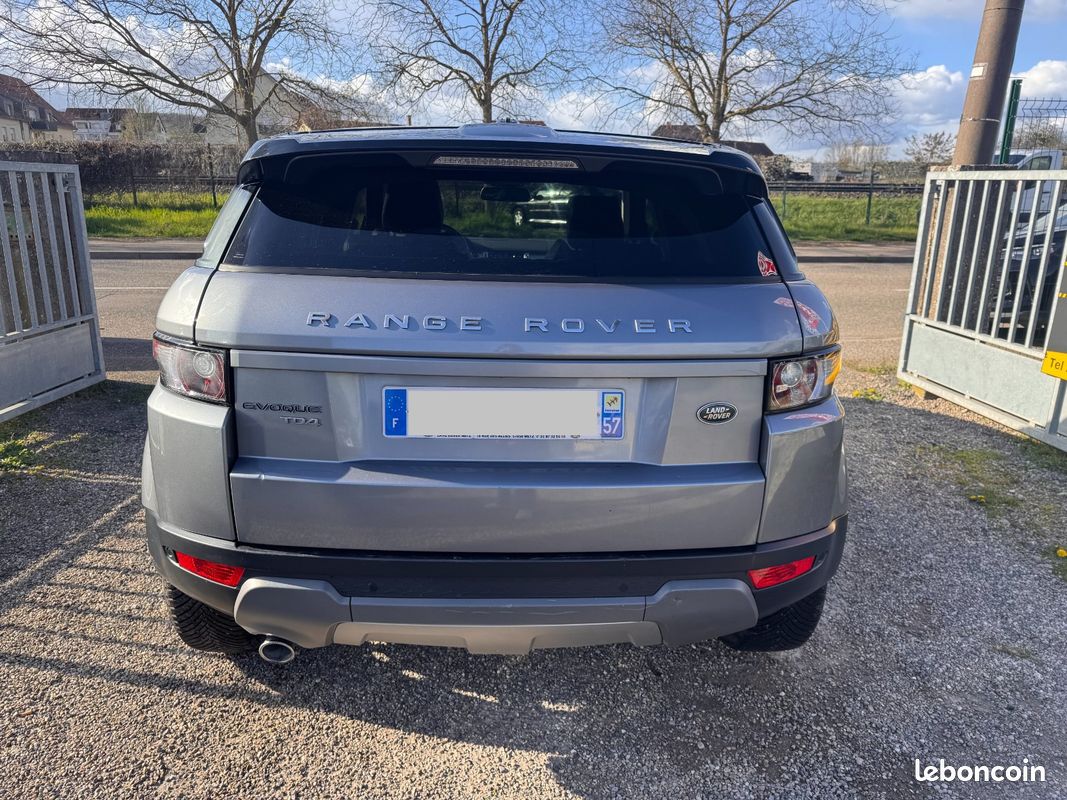 Land Rover RANGE ROVER EVOQUE 2.2 TD4 16V 4WD BVA6 150 cv Boîte auto Prestige (image 5)