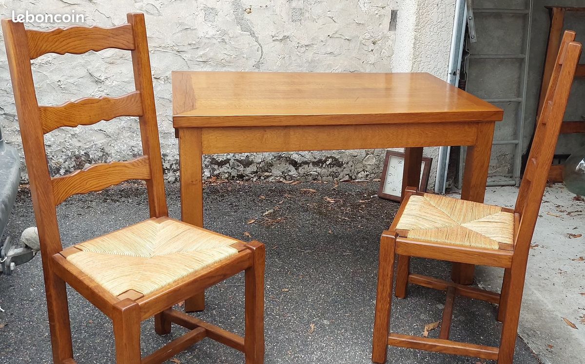 Table de cuisine avec 2 chaises (image 1)