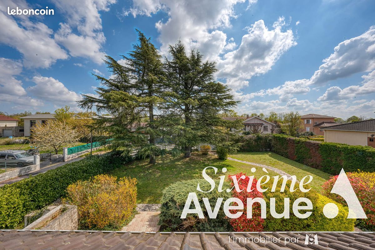 Maison 8 pièces 153 m² · à Chassieu · 153 m² · 499 000 €