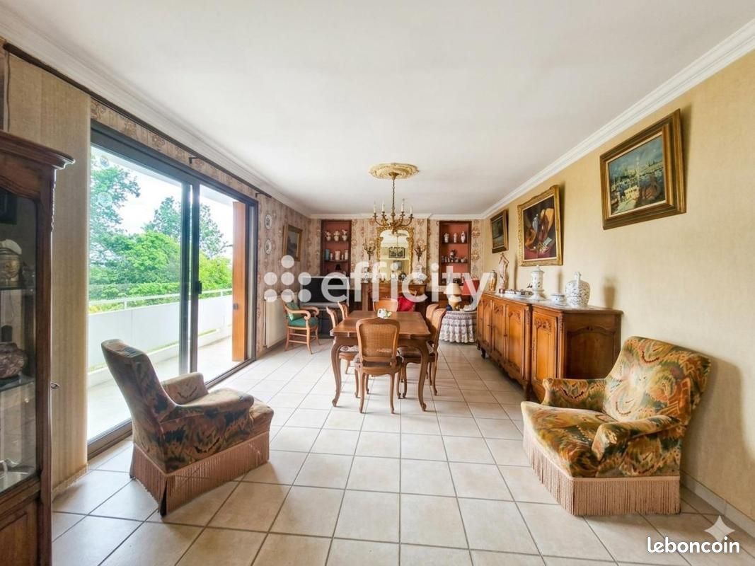 Maison 6 pièces 155 m² · à Foulayronnes · 155 m² · 180 000 €