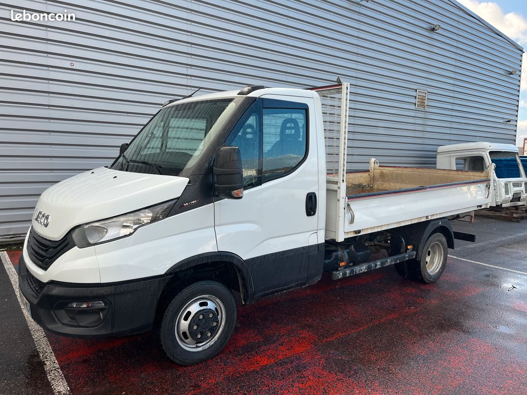 Iveco benne 160 cv 3 litres (image 2)