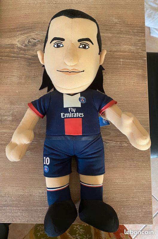 Peluche Zlatan Ibrahimovic Sous Les Couleurs Du PSG – Occasion