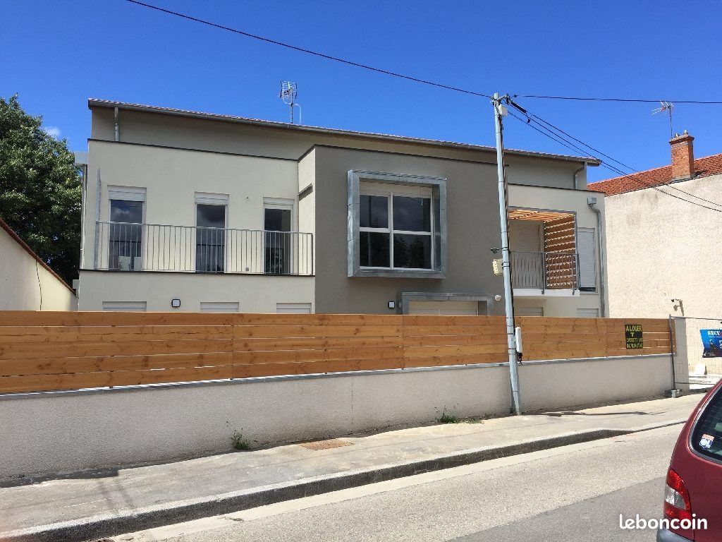 Appartement 2 pièces 46 m² · à Bron · 46 m² · 890 €/mois