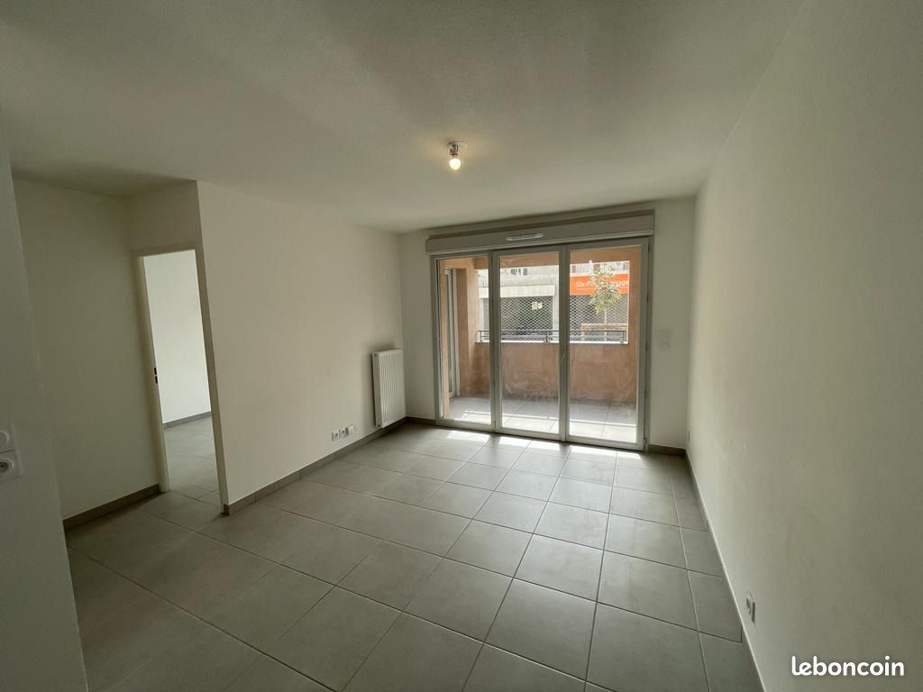 Appartement 2 pièces 38 m² · à Six-Fours-les-Plages · 38 m² · 679 €