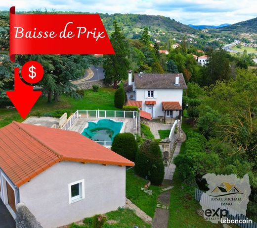 Propriété 7 pièces 259 m²
